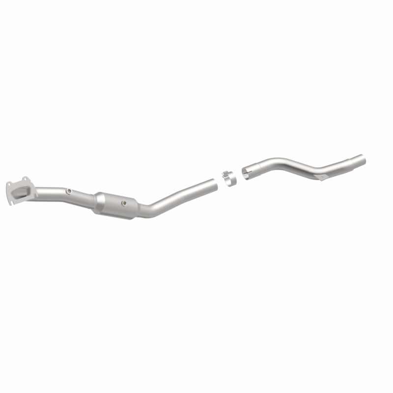 MagnaFlow Right Side Direct Fit Catalytic Converter 15-17 Chrysler 300 3.6L (4-Bolt Flange)