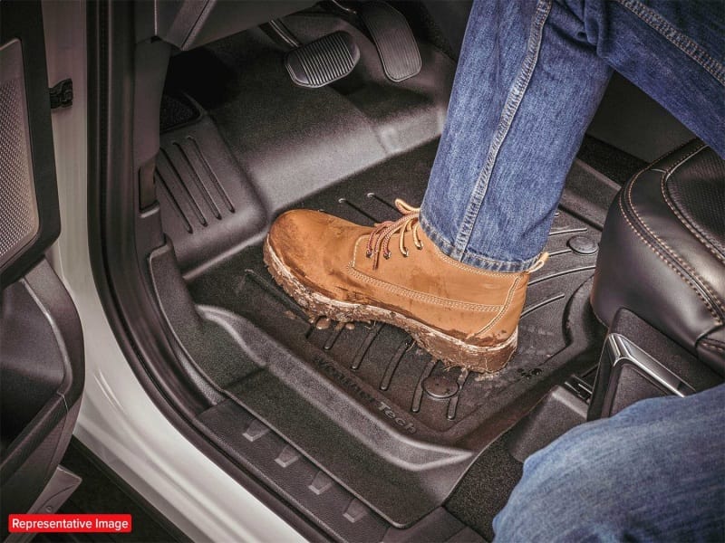 WeatherTech 2002-2006 Cadillac Escalade EXT Rear FloorLiner HP - Tan