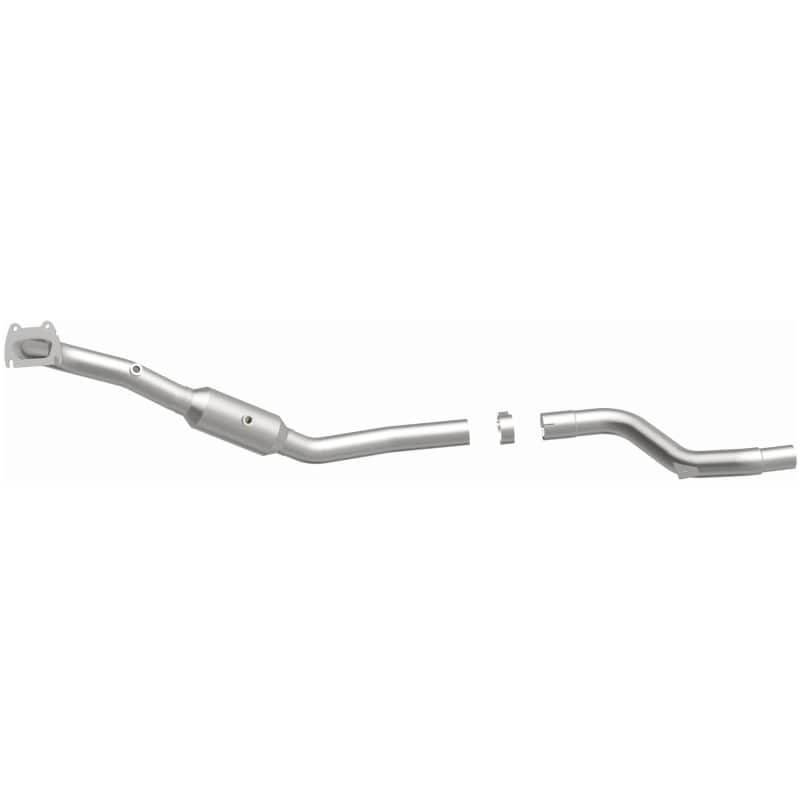 MagnaFlow Right Side Direct Fit Catalytic Converter 15-17 Chrysler 300 3.6L (4-Bolt Flange)
