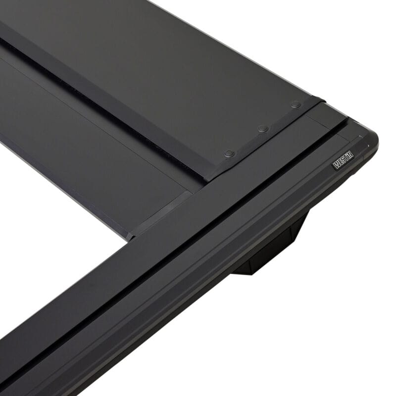 Westin 17-26 Ford F-250/F-350/F-450/F-550 SD 6ft 10in Bed Manual Retractable Tonneau Cover - Black