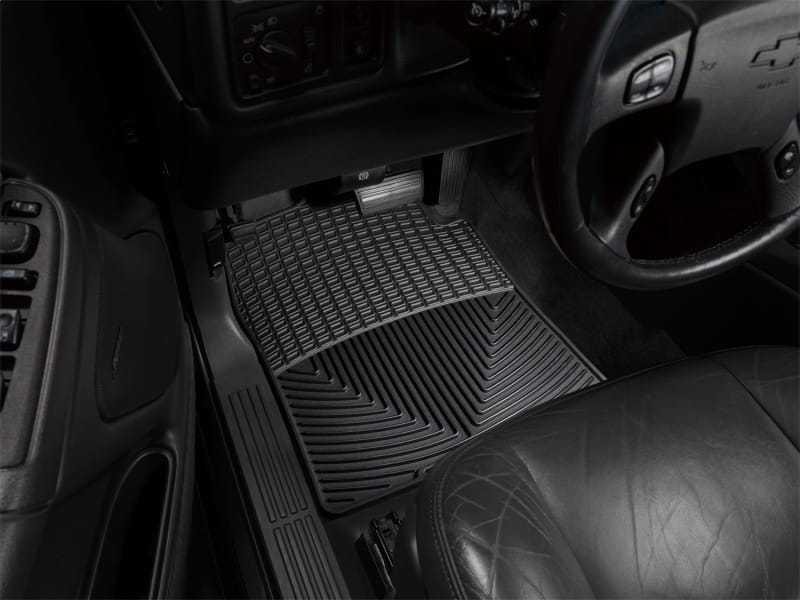 WeatherTech 99-00 Chevrolet Silverado Crew Cab Front Rubber Mats - Black