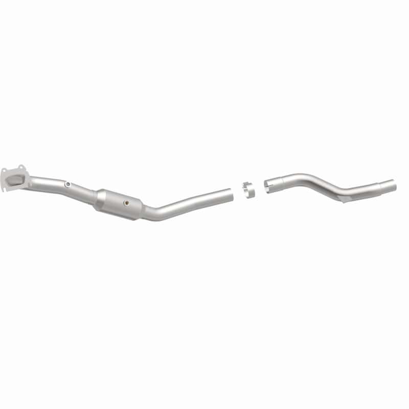 MagnaFlow Right Side Direct Fit Catalytic Converter 15-17 Chrysler 300 3.6L (4-Bolt Flange)