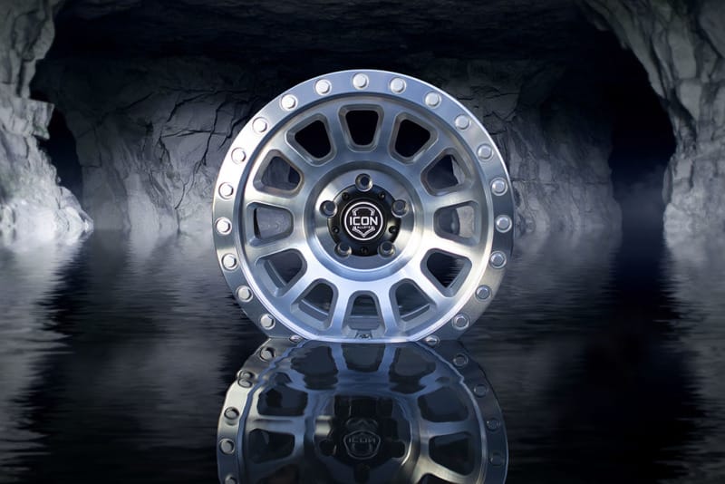 ICON Hulse 17 X 8.5 6 X 135 6mm Offset 5in BS Silver Machined