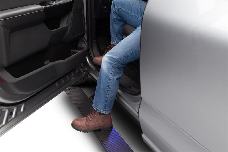 AMP Research 2013-2015 Dodge Ram 1500/2500/3500 All Cabs PowerStep Plug N Play - Black