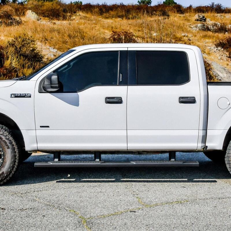 Westin Ram 15-26 Ford F-150 / 17-26 Ford F-250 & F350 Crew Cab R5 XD Nerf Step Bars - Black