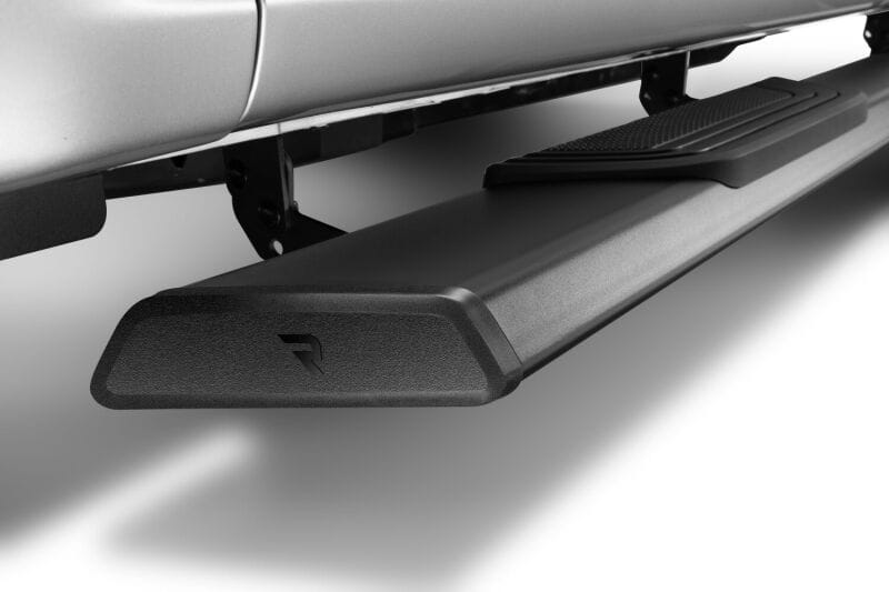RealTruck 15-26 Ford F150 / 17-26 Ford F250/F350 SD Crew Cab Traxio 5in Nerf Bars - Textured Black