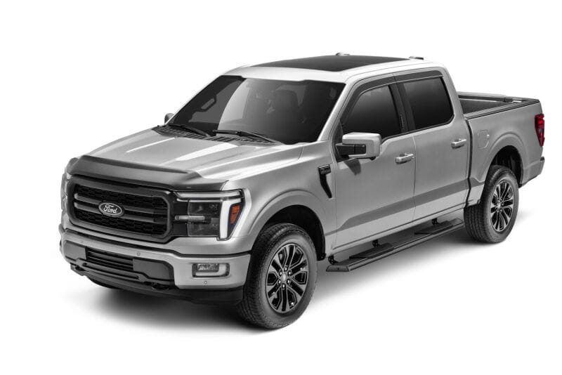 RealTruck 15-26 Ford F150 / 17-26 Ford F250/F350 SD Crew Cab Traxio 5in Nerf Bars - Textured Black