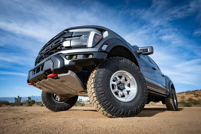 ICON 21-24 Ford F150 Raptor 4WD 2-2.25in Stage 2 Suspension System Overland Billet Uca