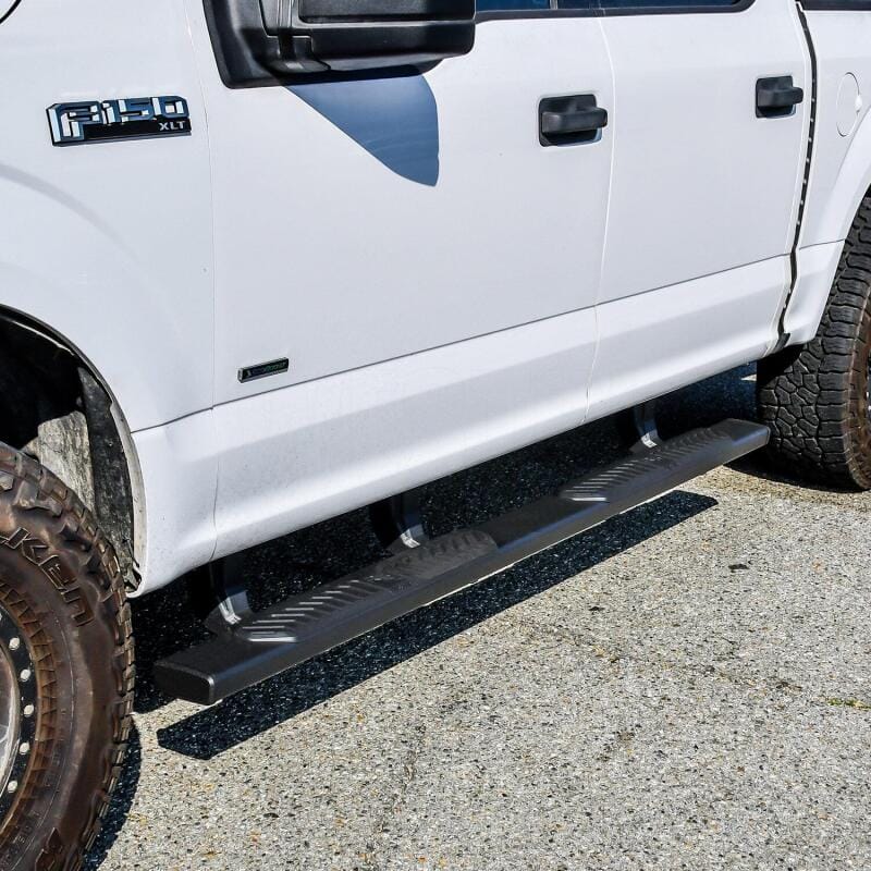 Westin Ram 15-26 Ford F-150 / 17-26 Ford F-250 & F350 Crew Cab R5 XD Nerf Step Bars - Black