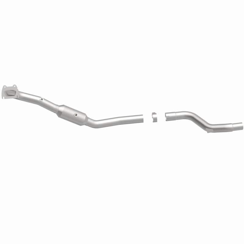 MagnaFlow Right Side Direct Fit Catalytic Converter 15-17 Chrysler 300 3.6L (4-Bolt Flange)