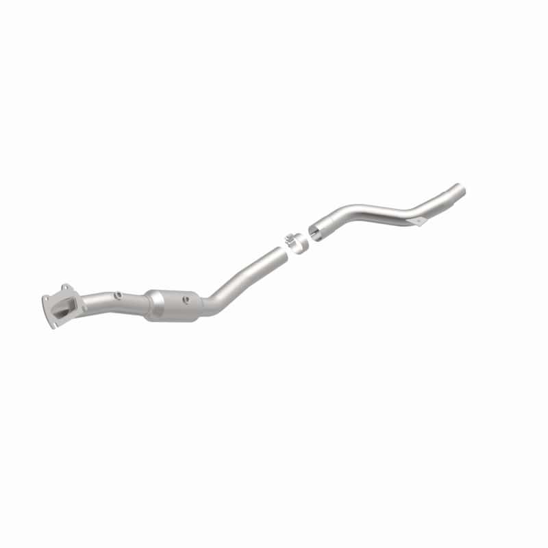MagnaFlow Right Side Direct Fit Catalytic Converter 15-17 Chrysler 300 3.6L (4-Bolt Flange)