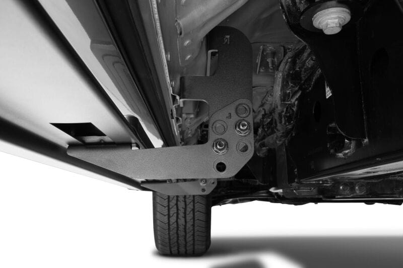 RealTruck 15-26 Ford F150 / 17-26 Ford F250/F350 SD Super Cab Traxio 5in Nerf Bars - Textured Black