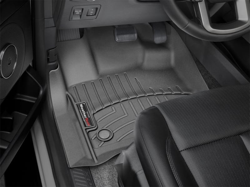 WeatherTech 2018+ Lincoln Navigator / Navigator L Front FloorLiner - Black