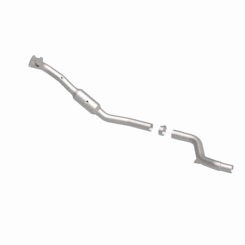 MagnaFlow Right Side Direct Fit Catalytic Converter 15-17 Chrysler 300 3.6L (4-Bolt Flange)